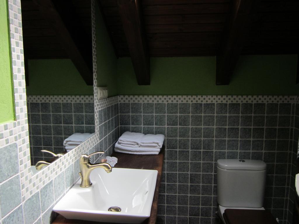 Gasthaus El Conventu Del Asturcon Lago  Zimmer foto
